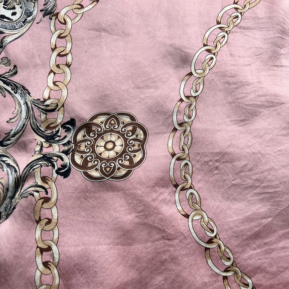 Roberto Cavalli Scarf. 100% Silk. Made in Italy. - Picture 8 of 16
